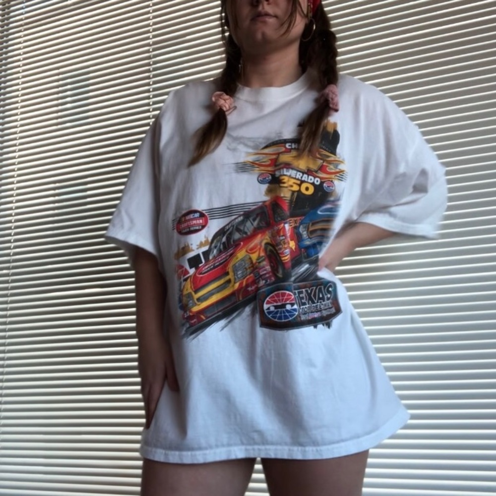 Car Graphic tee